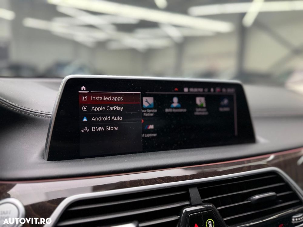 BMW Seria 7 740d xDrive - 32