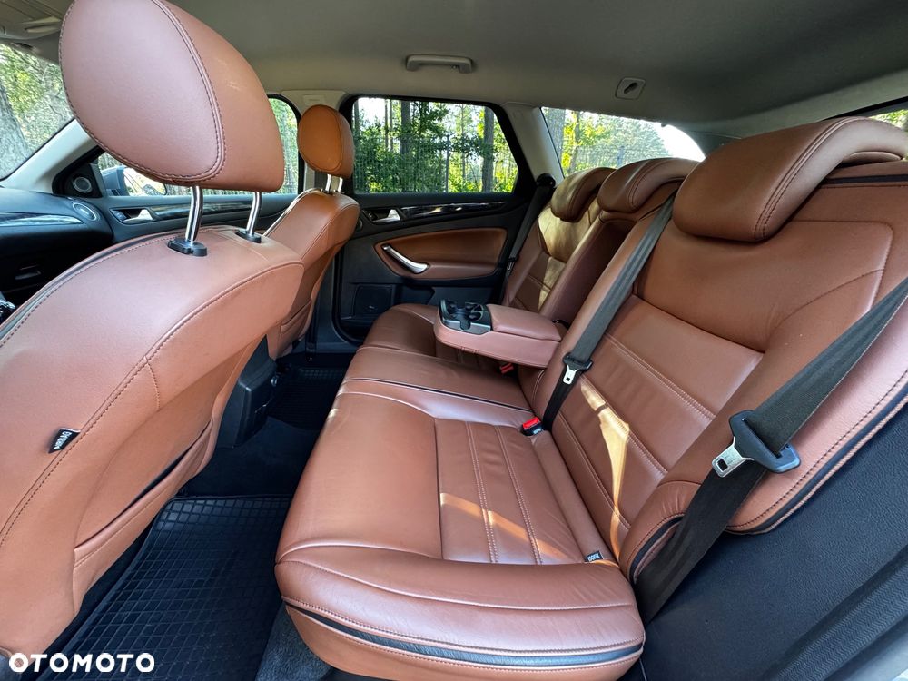 Ford Mondeo - 19