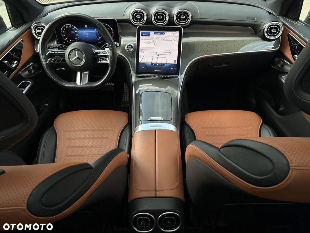 Mercedes-Benz GLC - 22