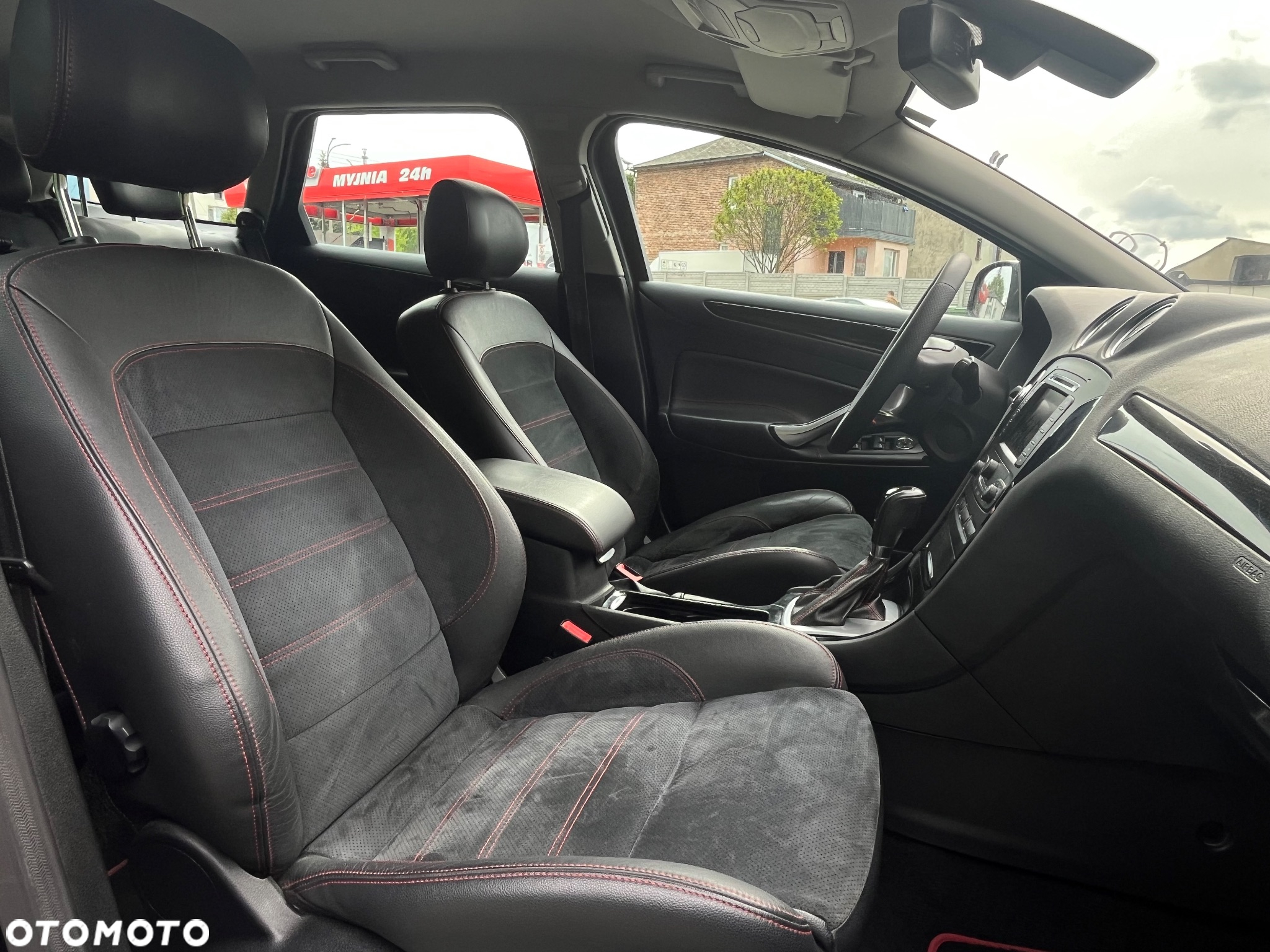 Ford Mondeo 2.2 TDCi Titanium S - 12