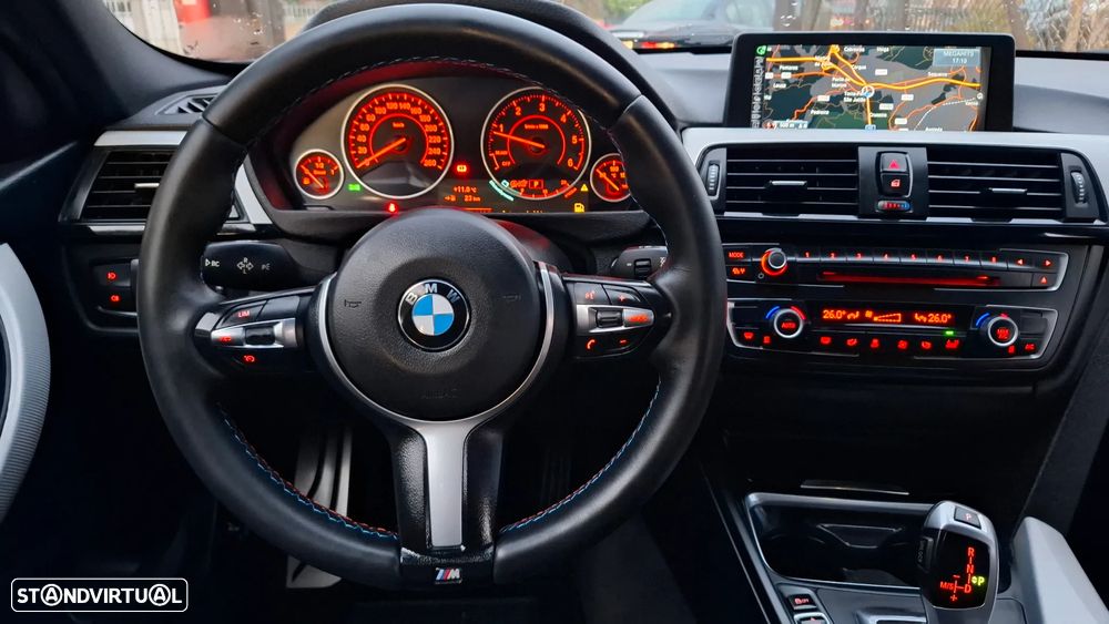 BMW 320 d Touring Auto Pack M - 39