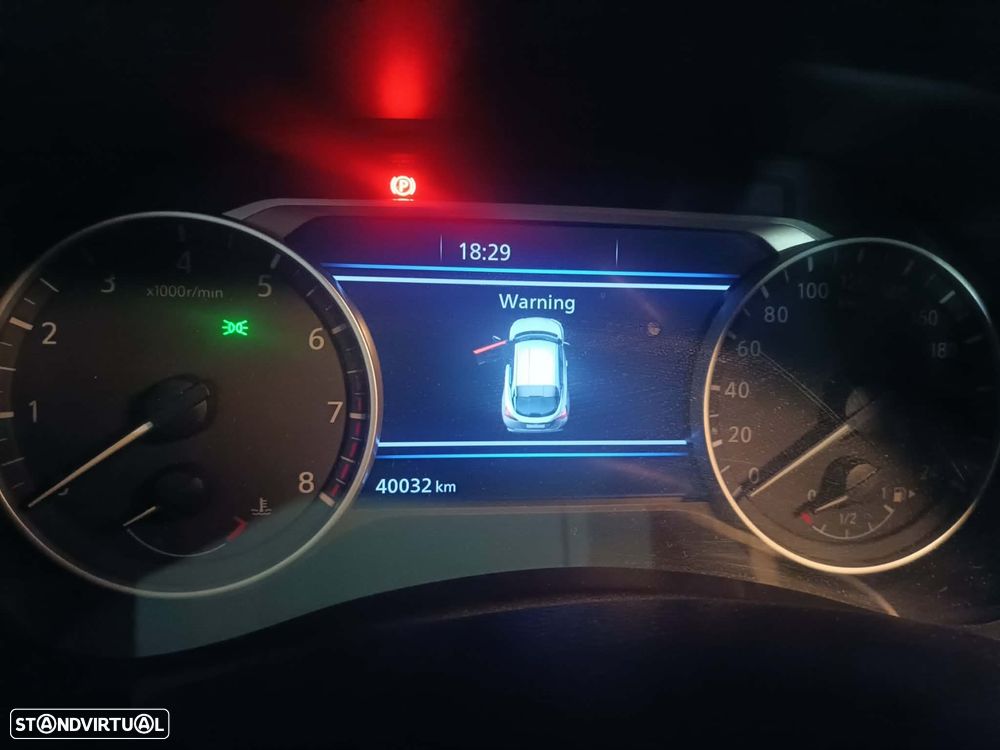 Nissan Juke 1.0 DIG-T N-Connecta - 9