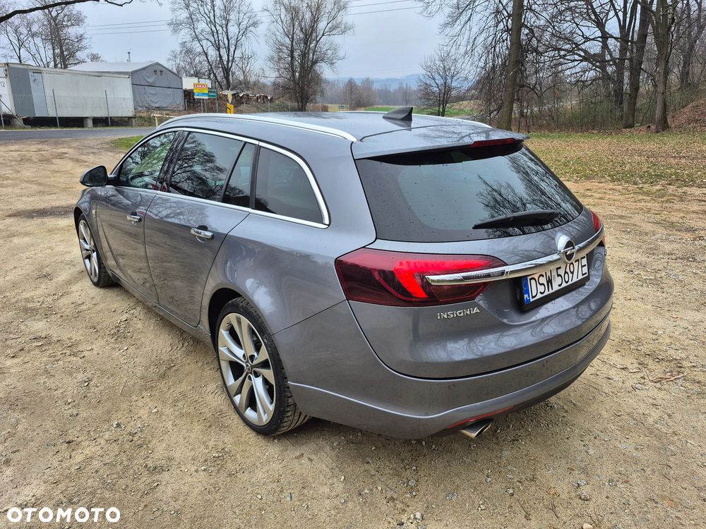 Opel Insignia 2.0 SIDI Turbo 4x4 Sports Tourer Innovation - 10