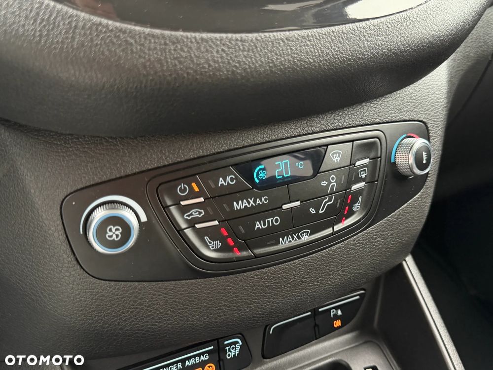 Ford Tourneo Courier 1.5 TDCi Trend - 37