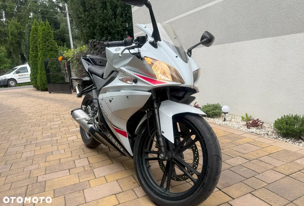 Yamaha YZF - 10