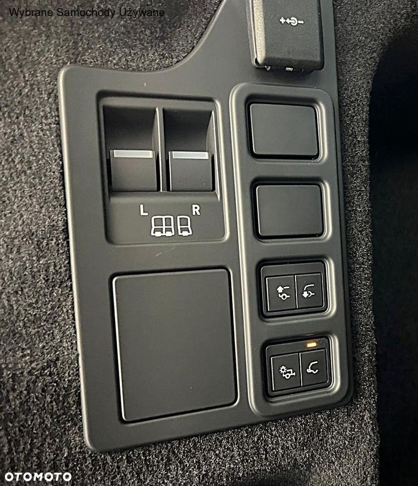 Land Rover Discovery - 13