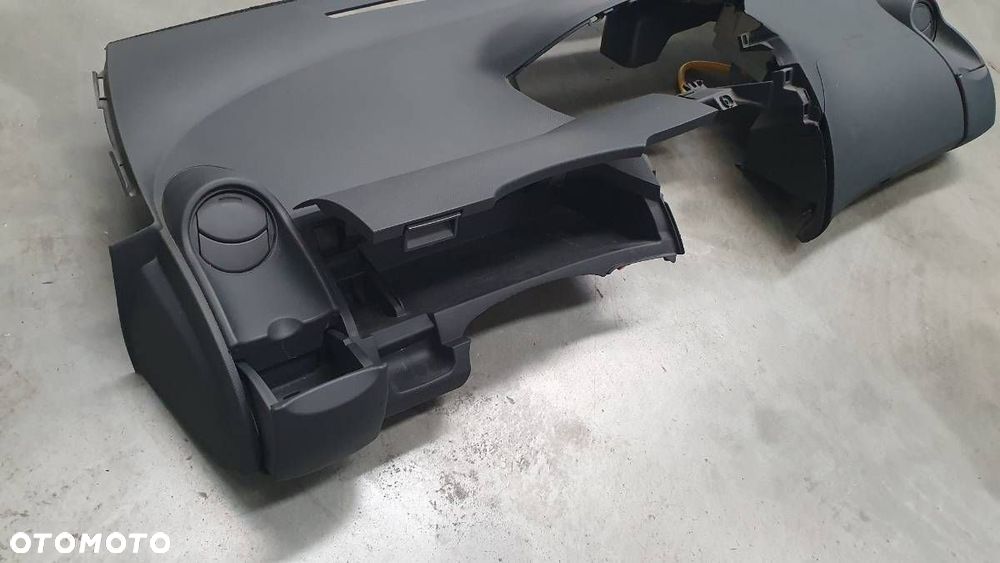DESKA KOKPIT KONSOLA AIRBAG TOYOTA YARIS II EUROPA 2006 - 3