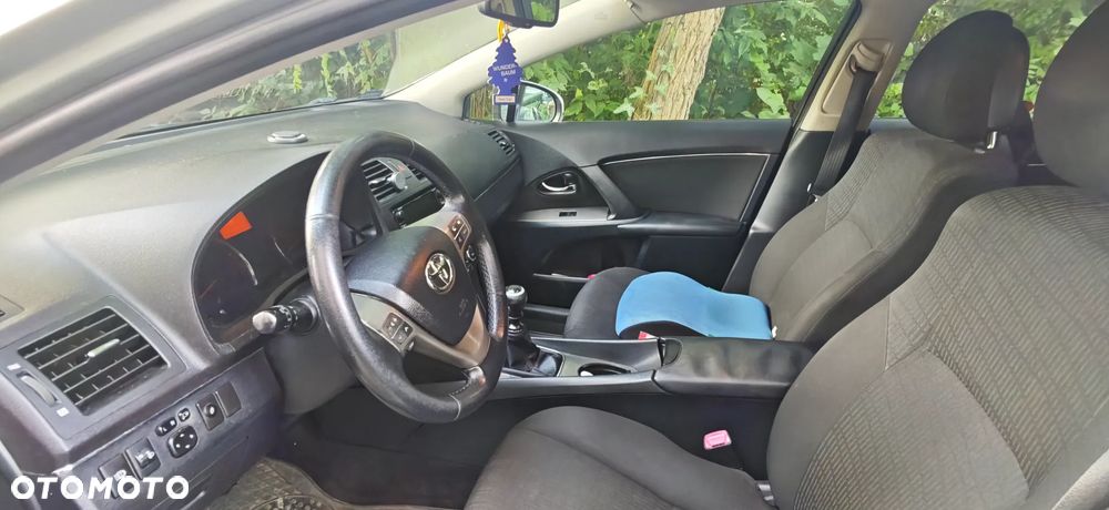 Toyota Avensis 2.0 D-4D Sol+NAVI - 11