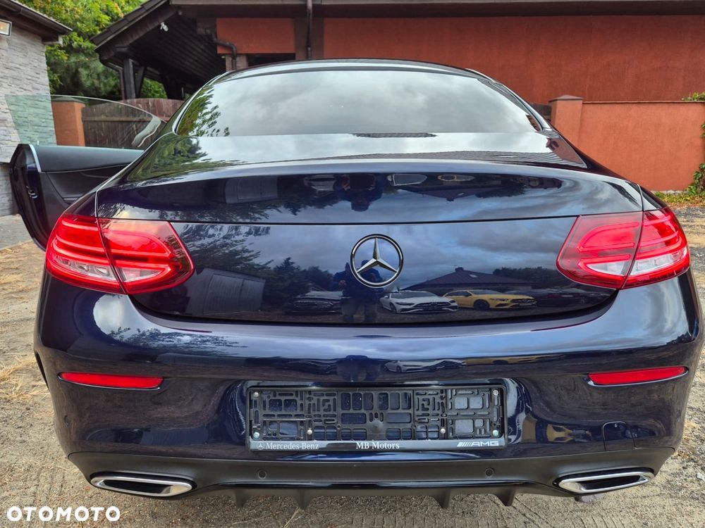 Mercedes-Benz Klasa C 300 d Coupe 9G-TRONIC AMG Line - 14