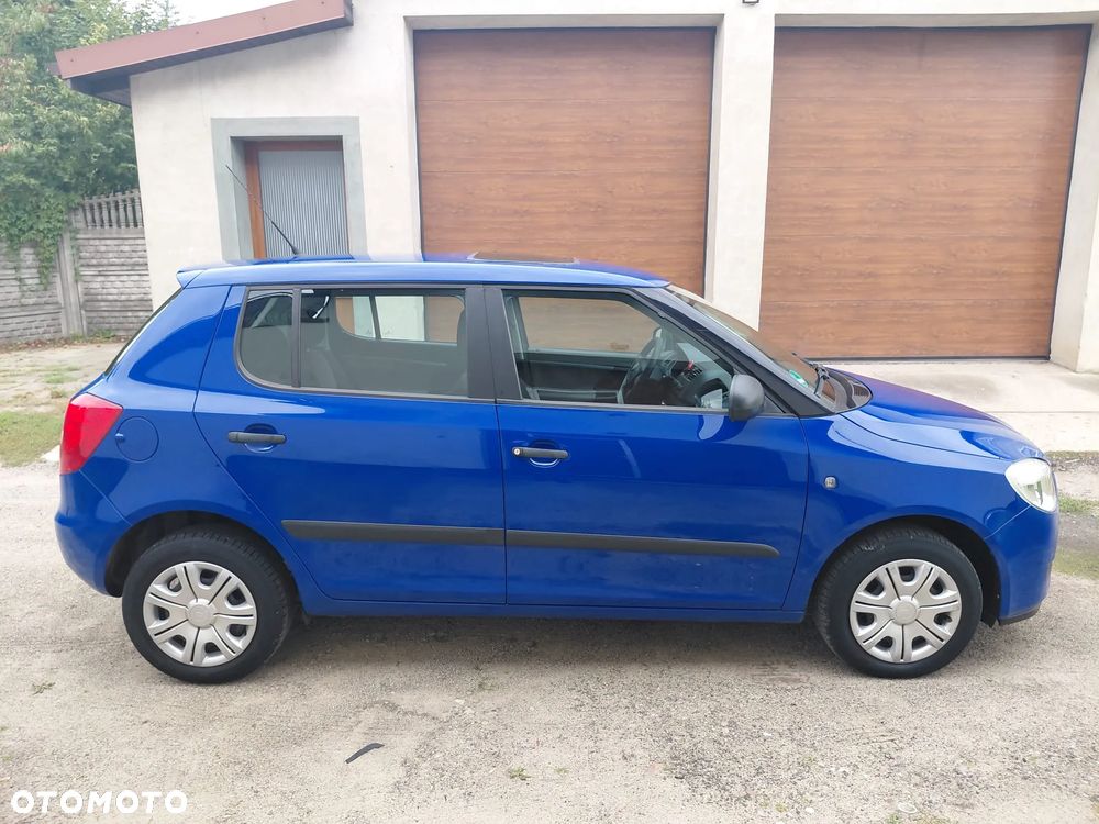 Skoda Fabia 1.2 HTP Ambiente - 3