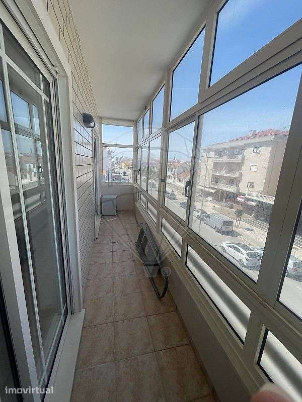 Apartamento T2 para arrendamento - Grande imagem: 2/29