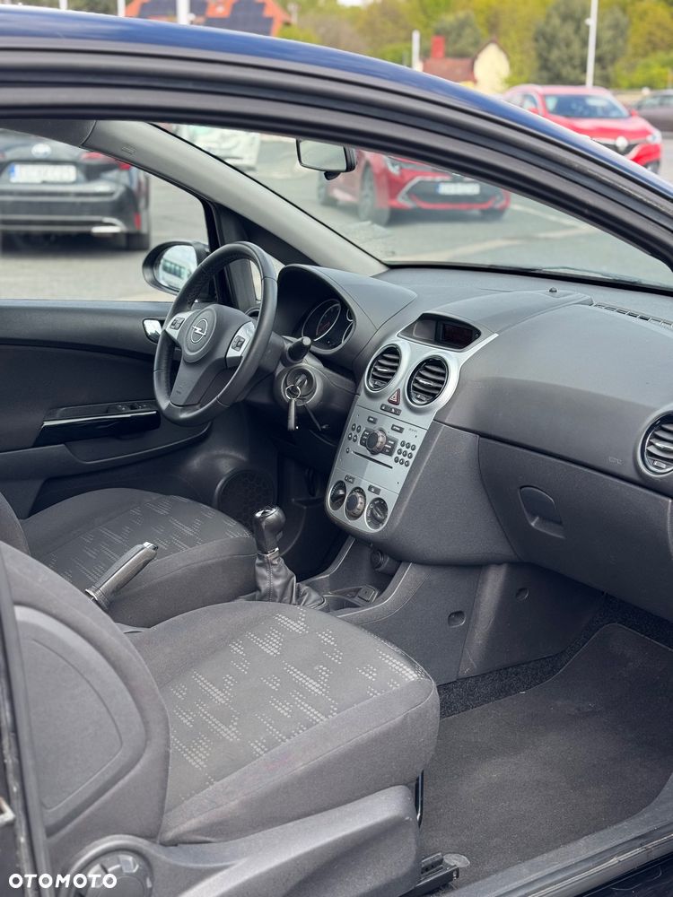 Opel Corsa 1.2 16V Enjoy - 16
