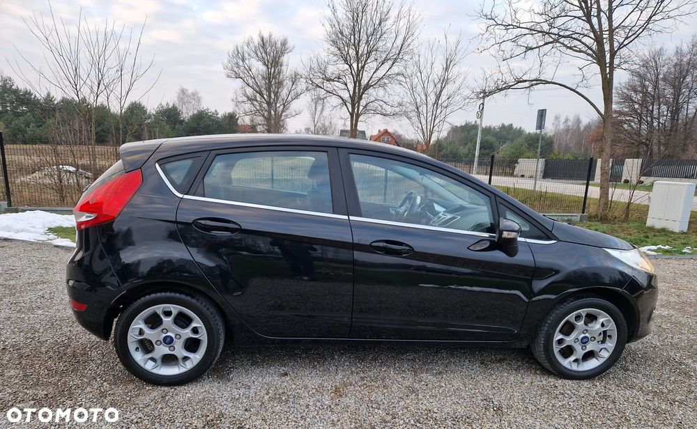 Ford Fiesta 1.25 Celebration - 8