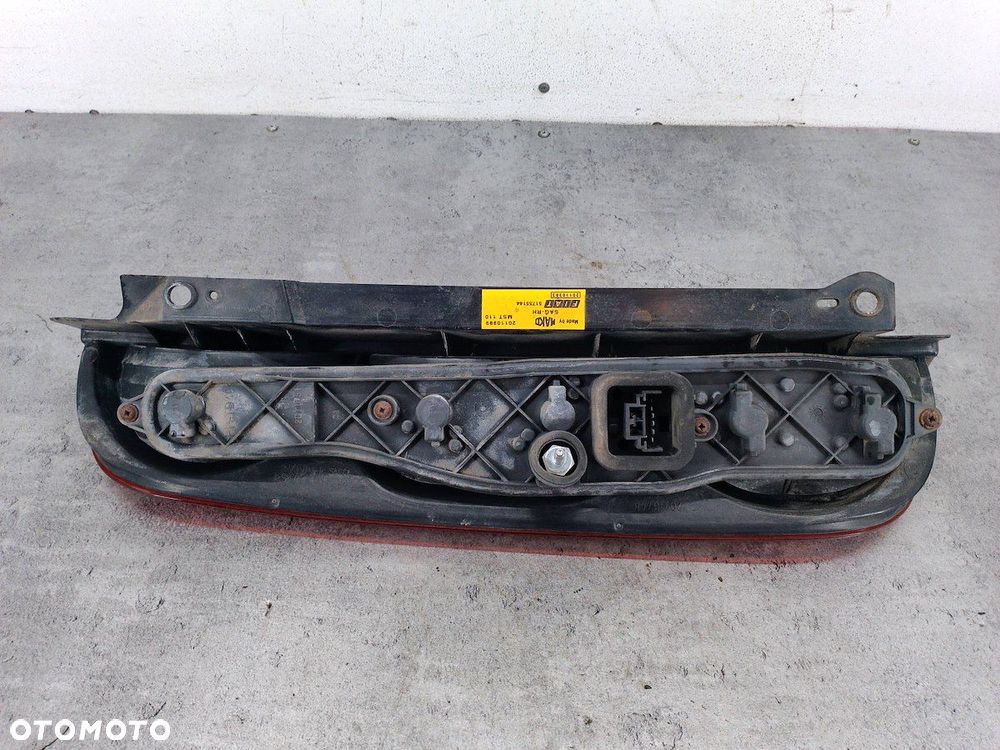 LAMPA TYLNA PRAWA FIAT DOBLO II 51755144 20110999 - 2