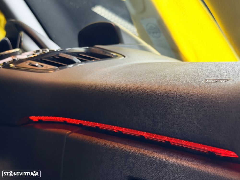 Ford Fiesta 1.6 EcoBoost c/ Pack Pele Desportiva ST - 30