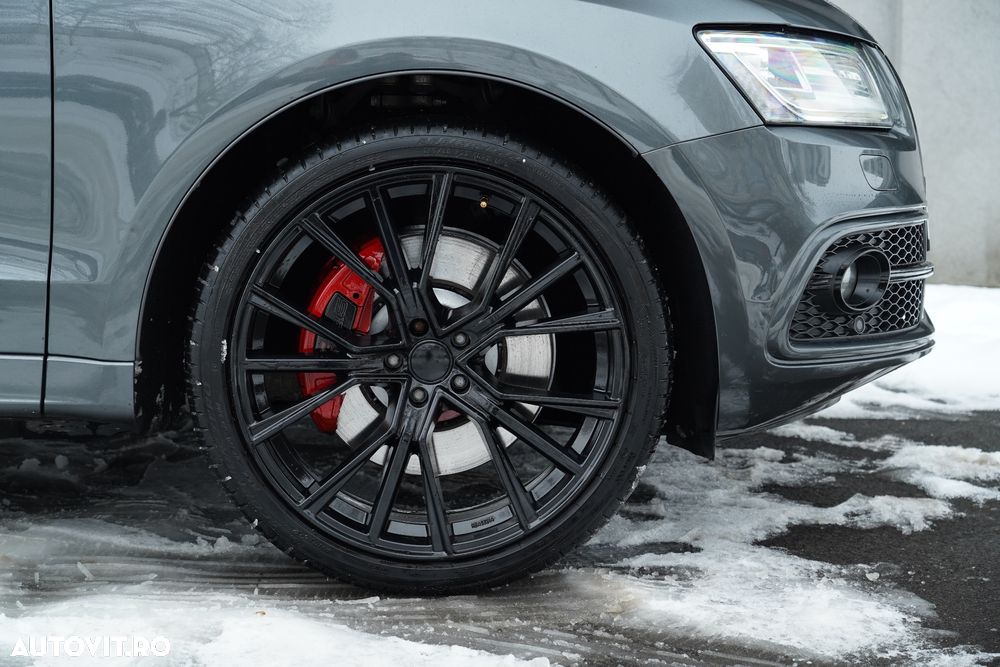 Audi SQ5 - 11