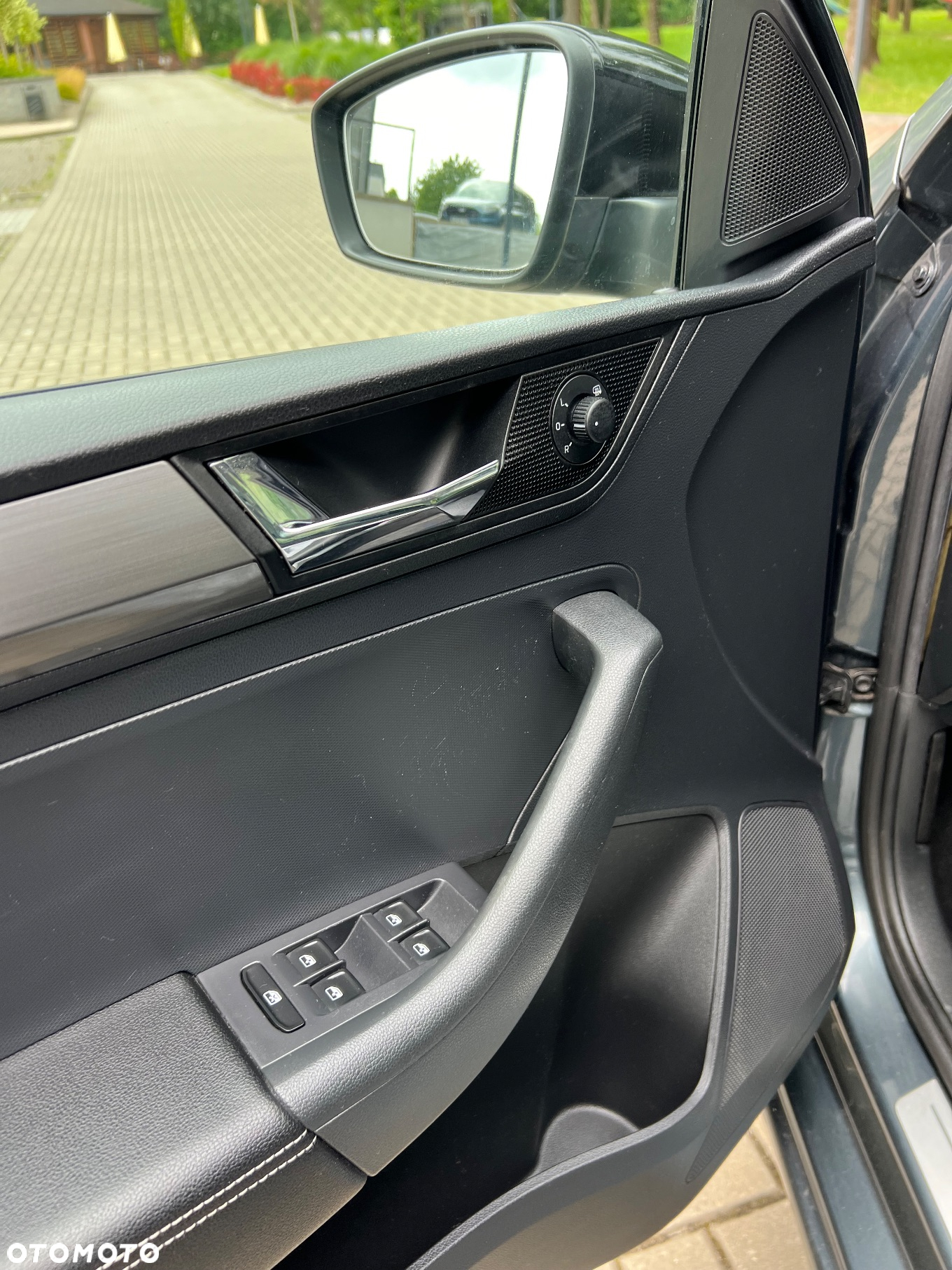 Skoda RAPID Spaceback 1.0 TSI DSG Clever - 23