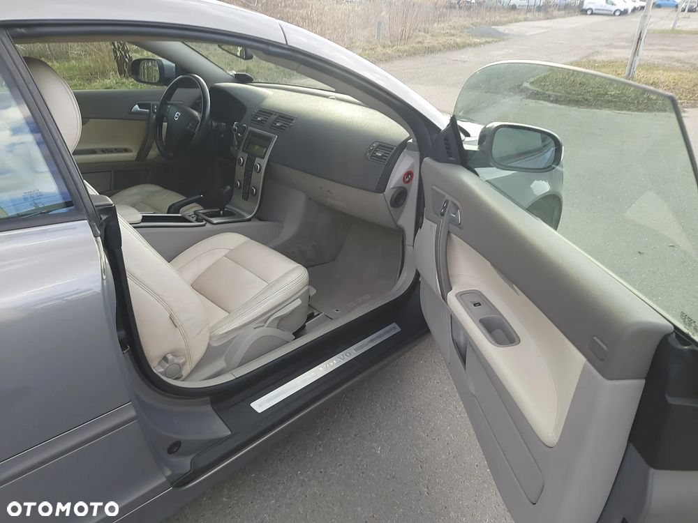 Volvo C70 - 9