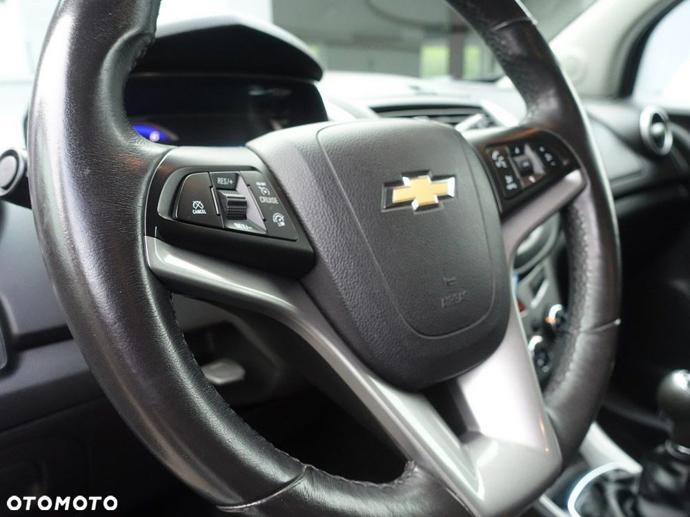 Chevrolet Trax 1.7TD LS - 17