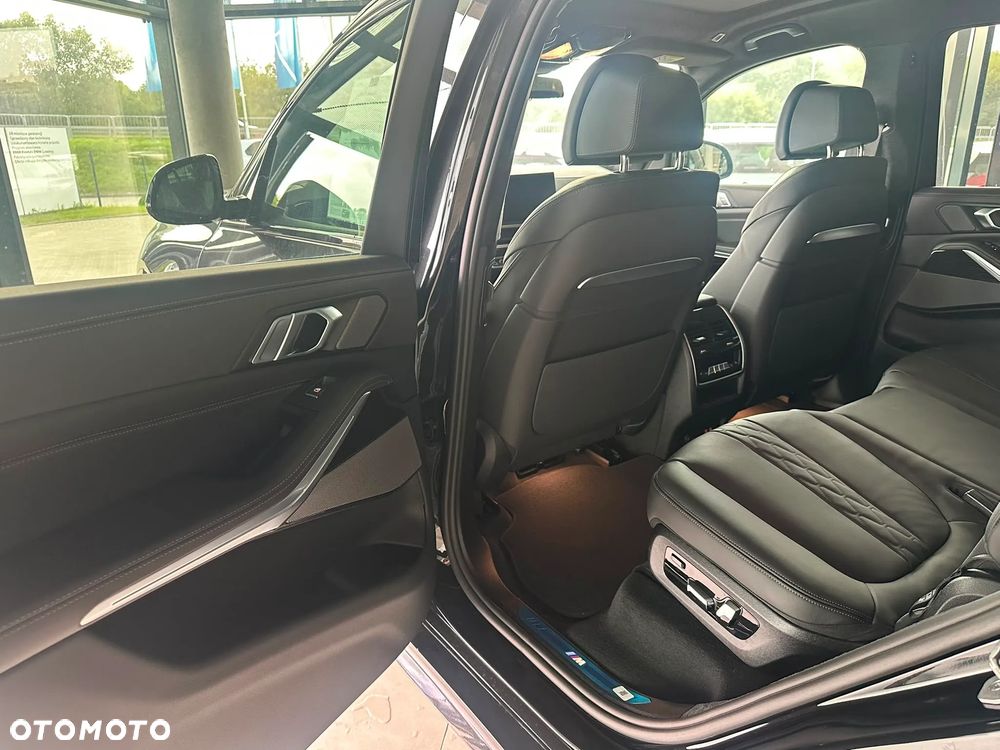 BMW X7 xDrive40i mHEV M Sport Edition sport - 24