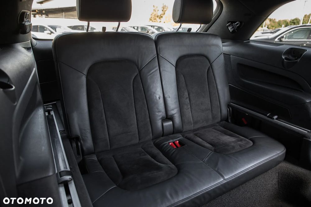 Audi Q7 4.2 FSI Quattro Tiptronic - 36