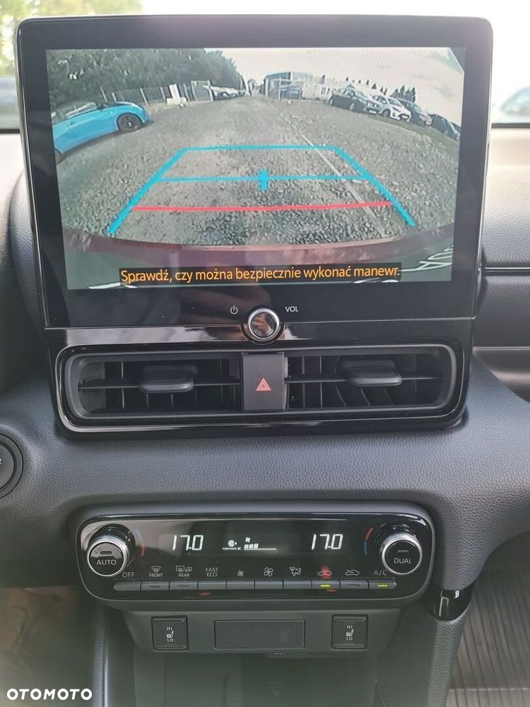 Toyota Yaris - 14