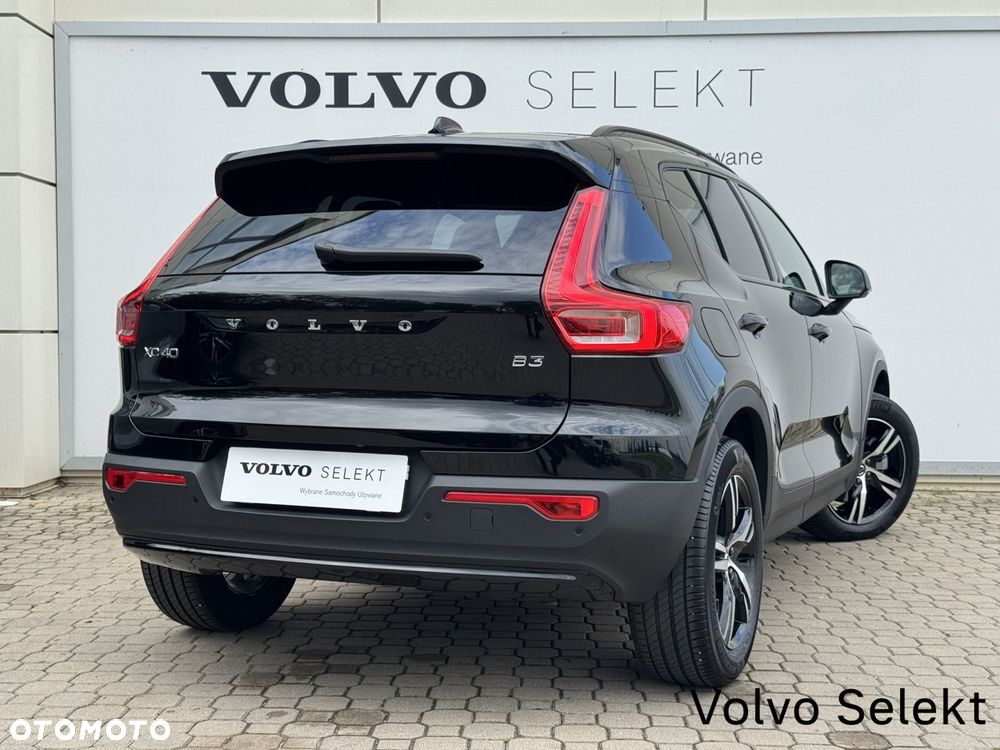 Volvo XC 40 B3 Plus Dark - 10