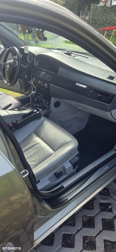 BMW Seria 5 - 16