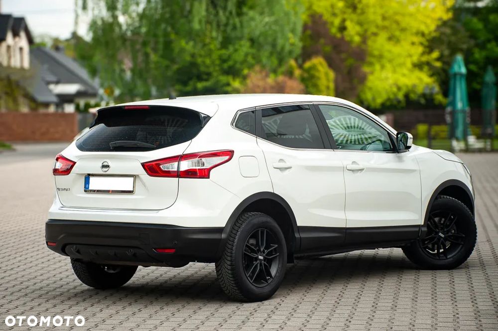 Nissan Qashqai 1.2 DIG-T Xtronic N-Vision - 21