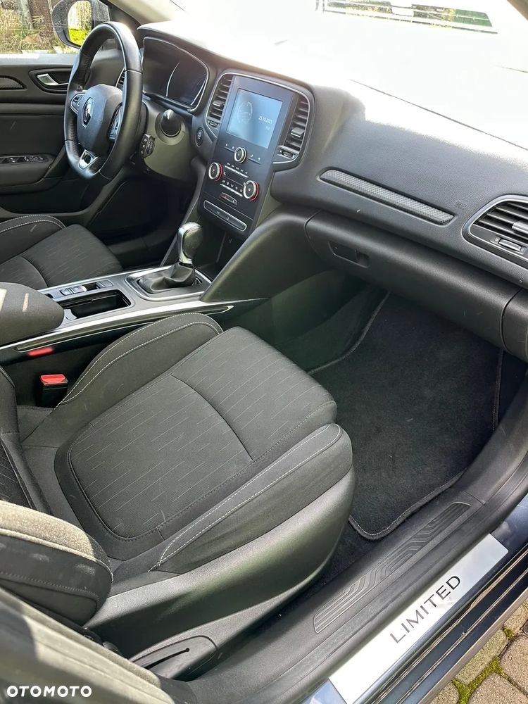 Renault Megane 1.3 TCe FAP Intens EDC - 32