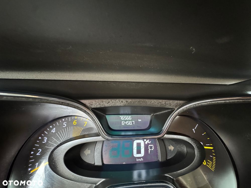 Renault Captur - 15