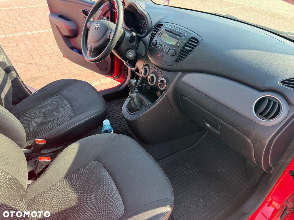 Hyundai i10 - 11