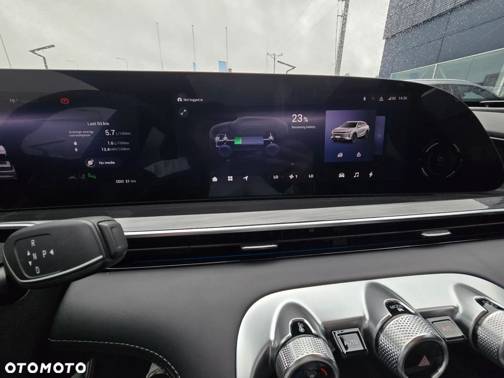 Omoda 9 1.5 Super Hybrid Exclusive AWD - 30