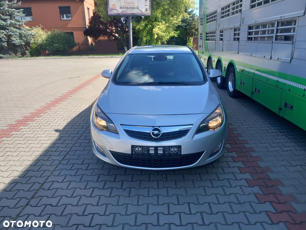 Opel Astra 1.4 T Sport - 31