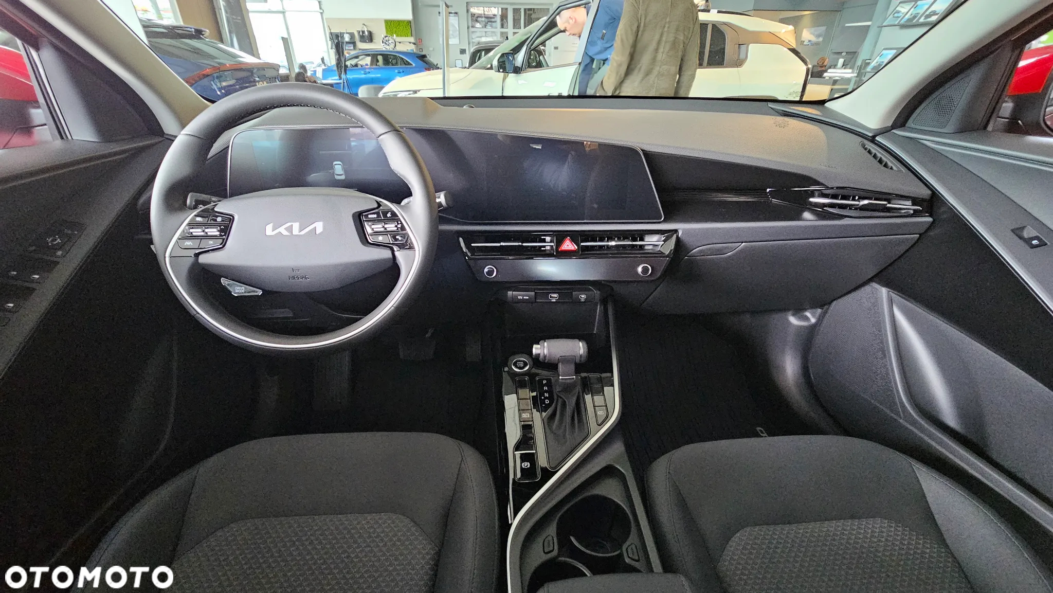 Kia Niro 1.6 GDI Hybrid M - 4