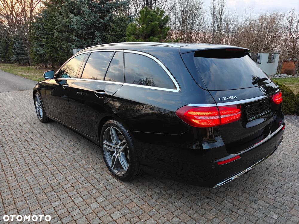 Mercedes-Benz Klasa E 220 d 4Matic 9G-TRONIC AMG Line - 20