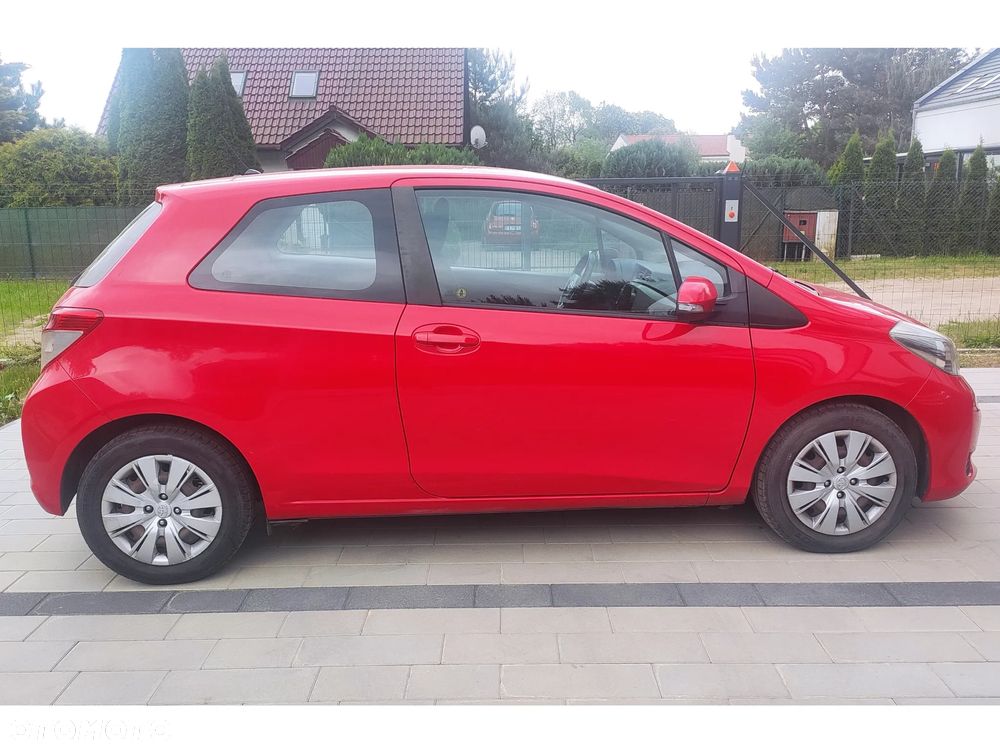 Toyota Yaris 1.0 Luna - 1