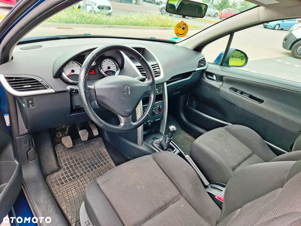 Peugeot 207 1.4 16V Trendy - 7