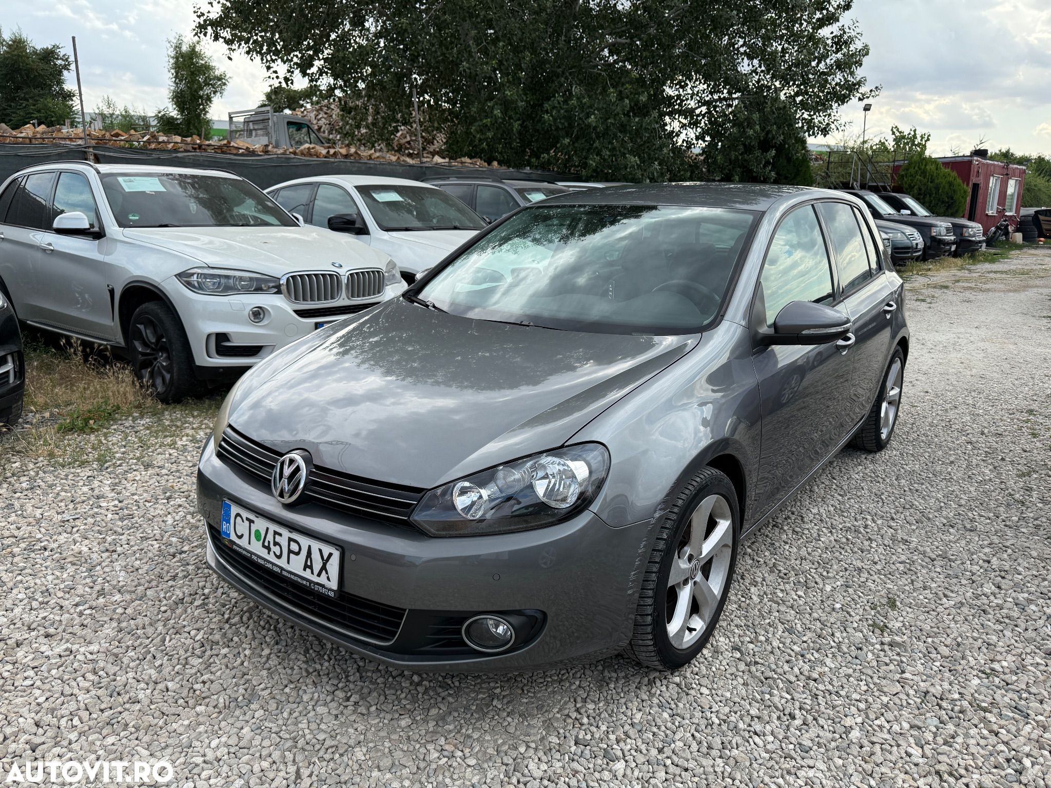 Volkswagen Golf 2.0 TDI DPF Highline - 1
