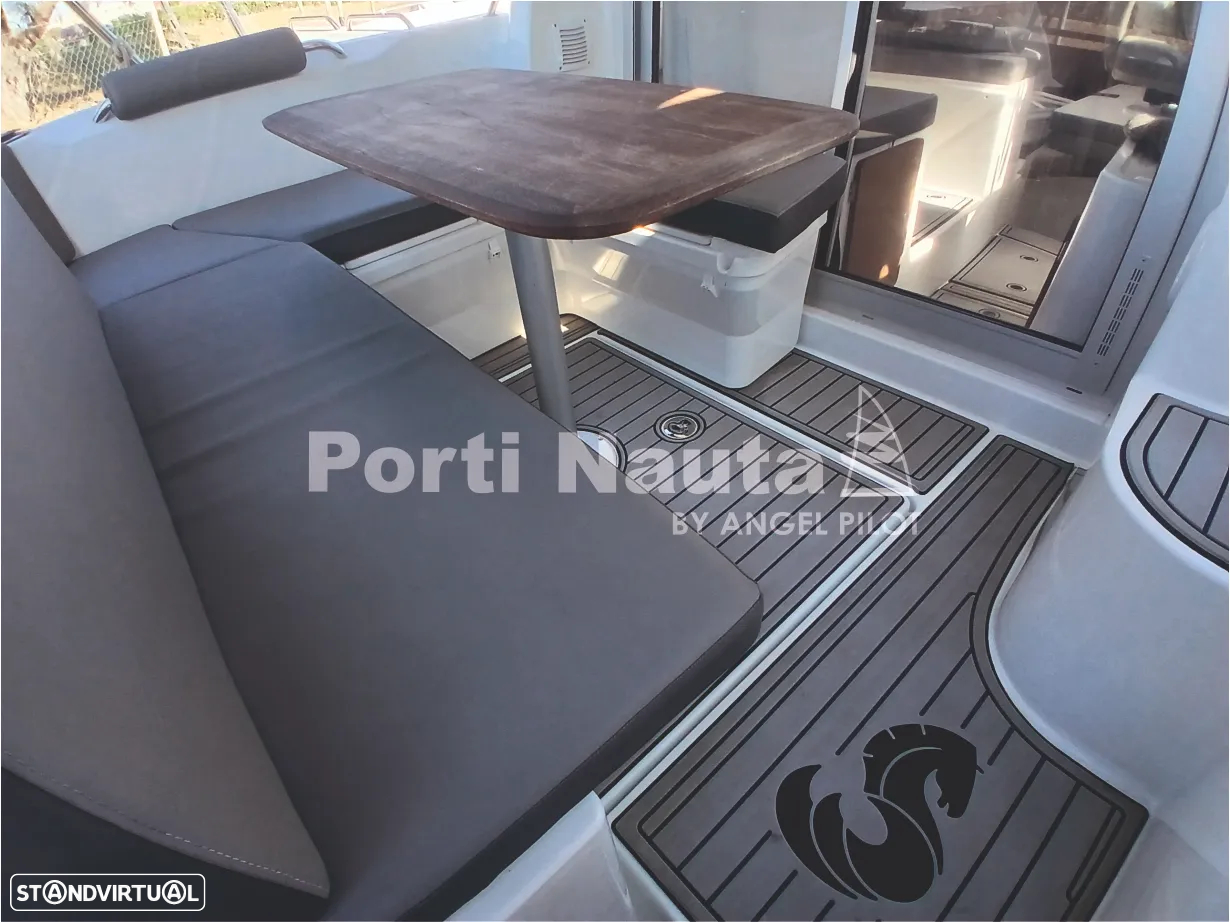 Beneteau Antares 7 - 12