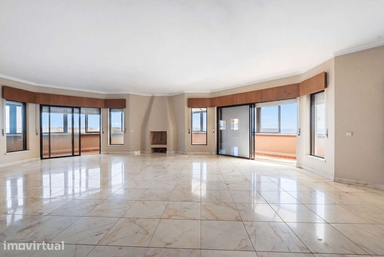 Apartamento T5 com estacionamento, Quinta das Palmeiras, Oeiras - Grande imagem: 2/60