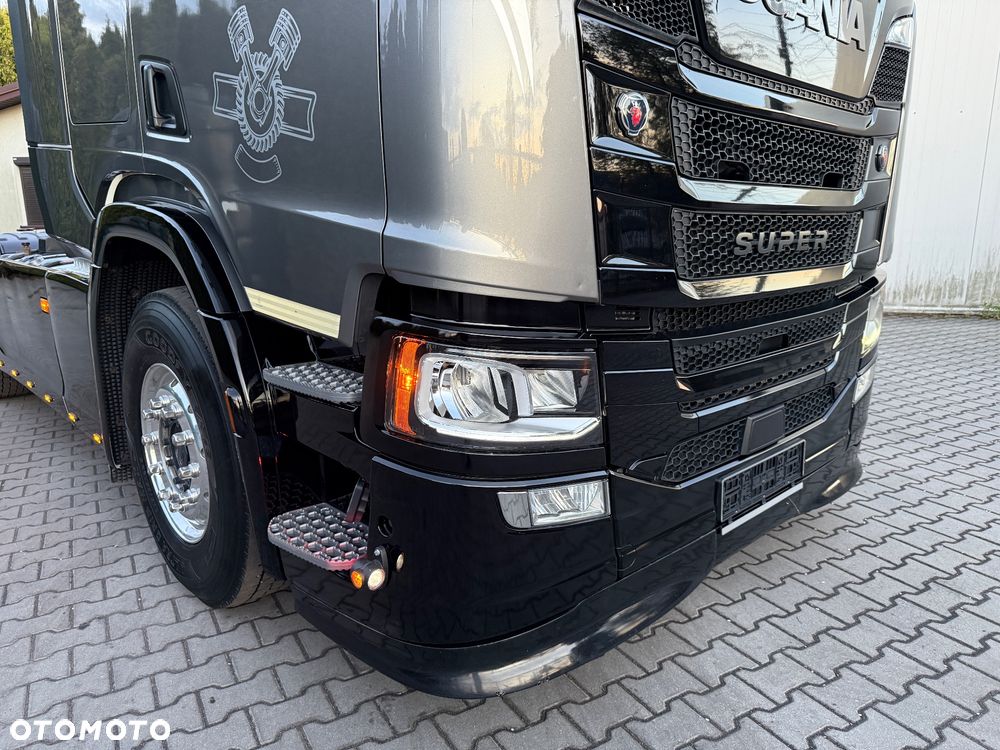 Scania - 18