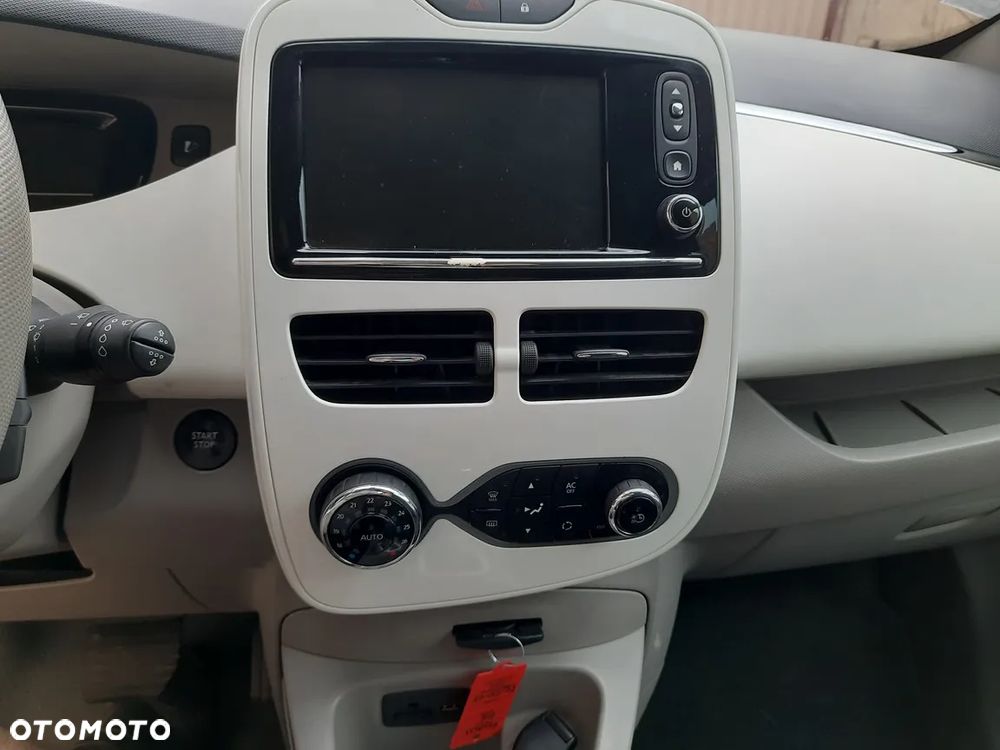 Renault Zoe - 14
