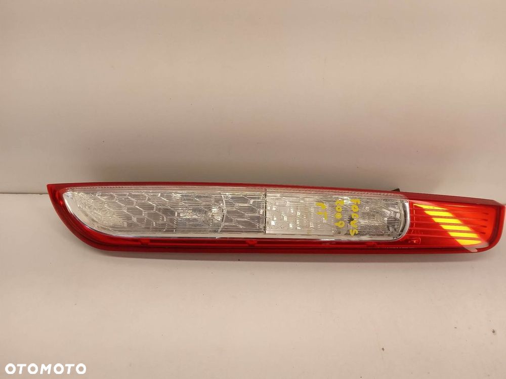 LAMPA PRAWA TYLNA FORD FOCUS MK2 LIFT 7-11 - 4