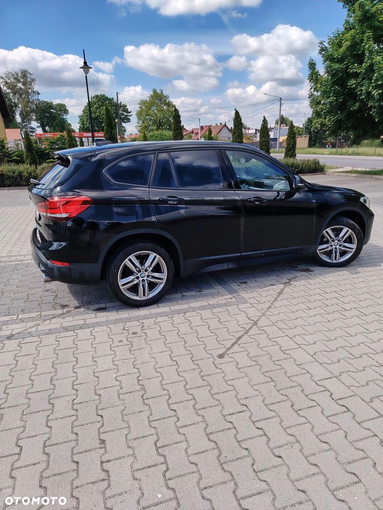BMW X1 xDrive18d Business Edition - 5