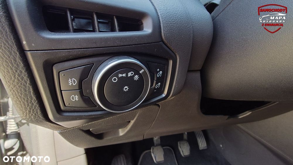 Ford Focus - 25