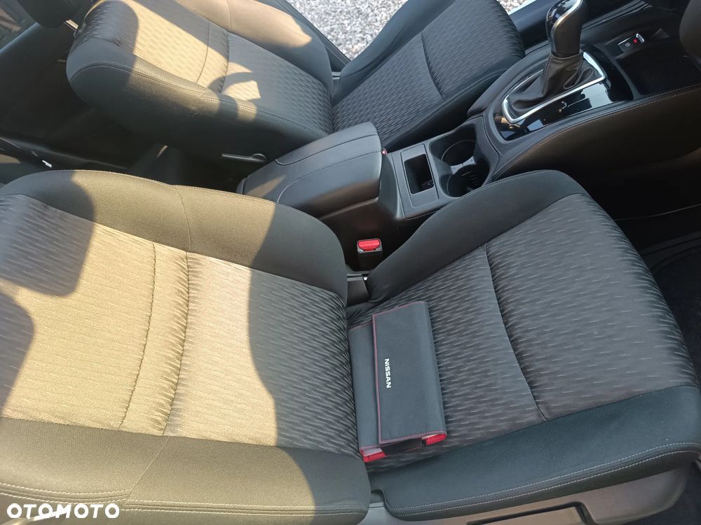 Nissan X-Trail 1.3 DIG-T N-Connecta 2WD DCT - 26