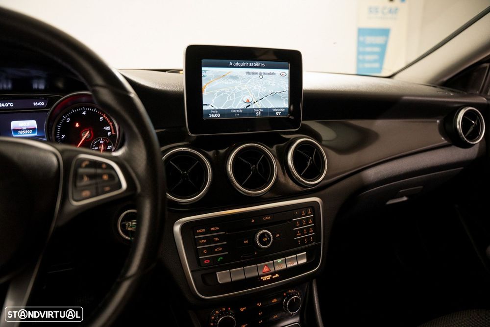 Mercedes-Benz CLA 180 d Shooting Brake - 5