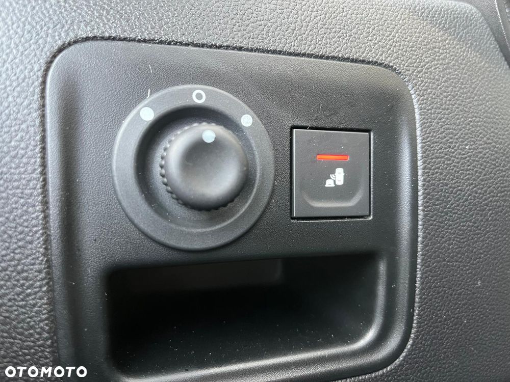 Dacia Duster 1.0 TCe SL Celebration - 31