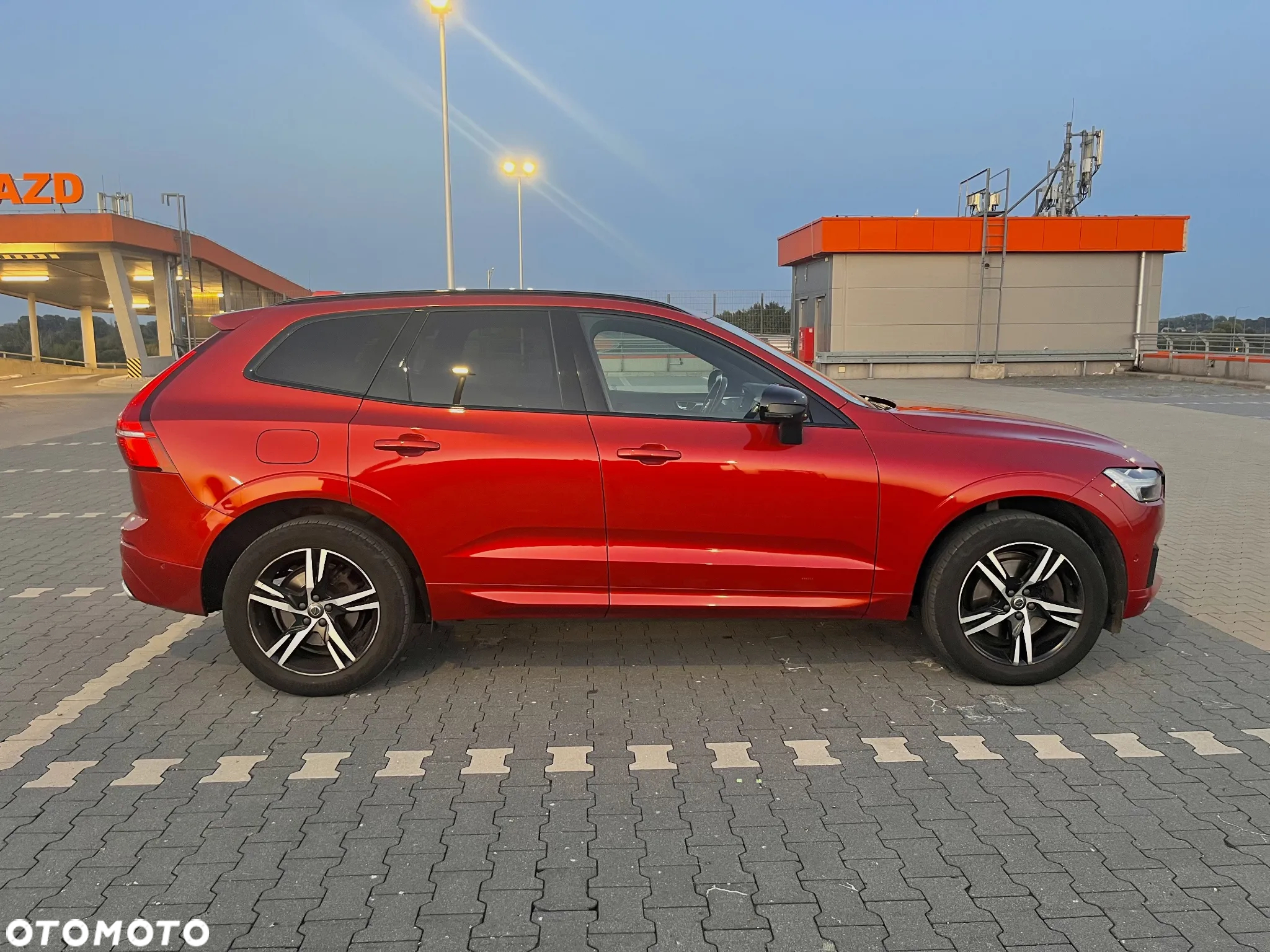 Volvo XC 60 B4 D AWD R-Design - 13